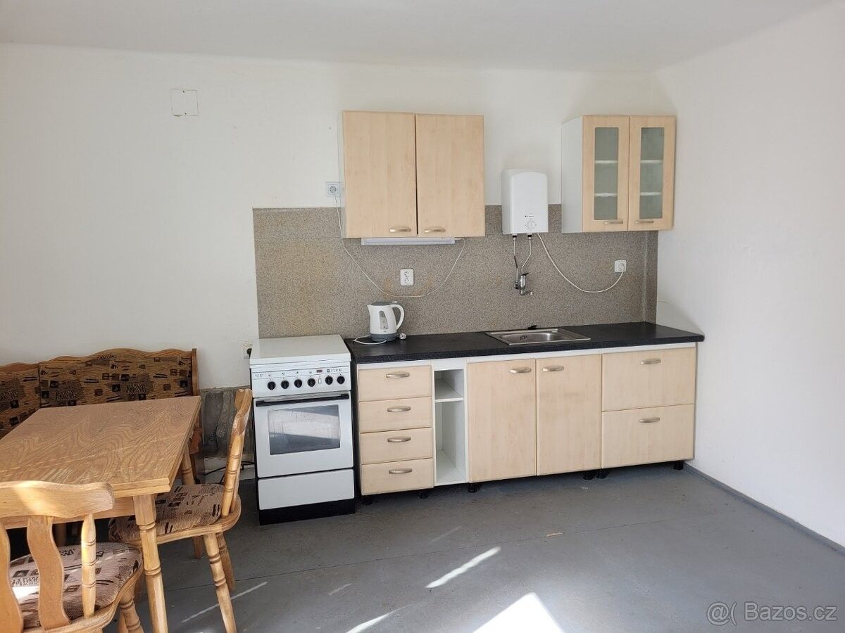 Prodej rodinný dům - Staré Město u Uherského Hradiště, 686 03