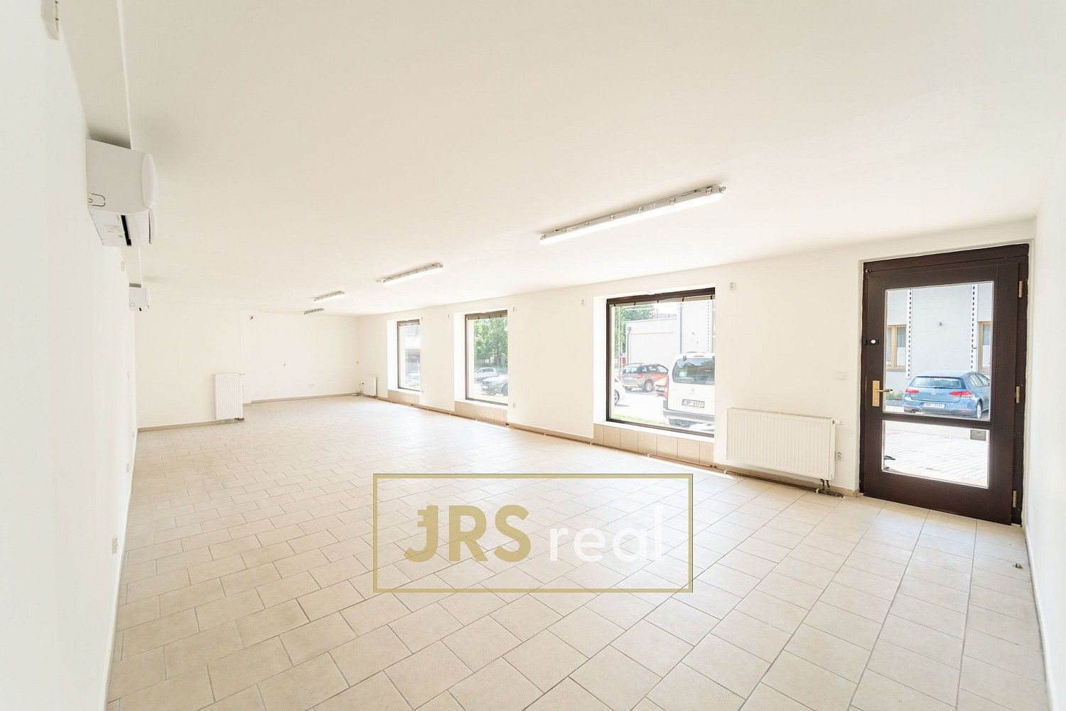 Kanceláře, Velké Pavlovice, okres Břeclav, Jihomoravský kraj, 180 m² - 2