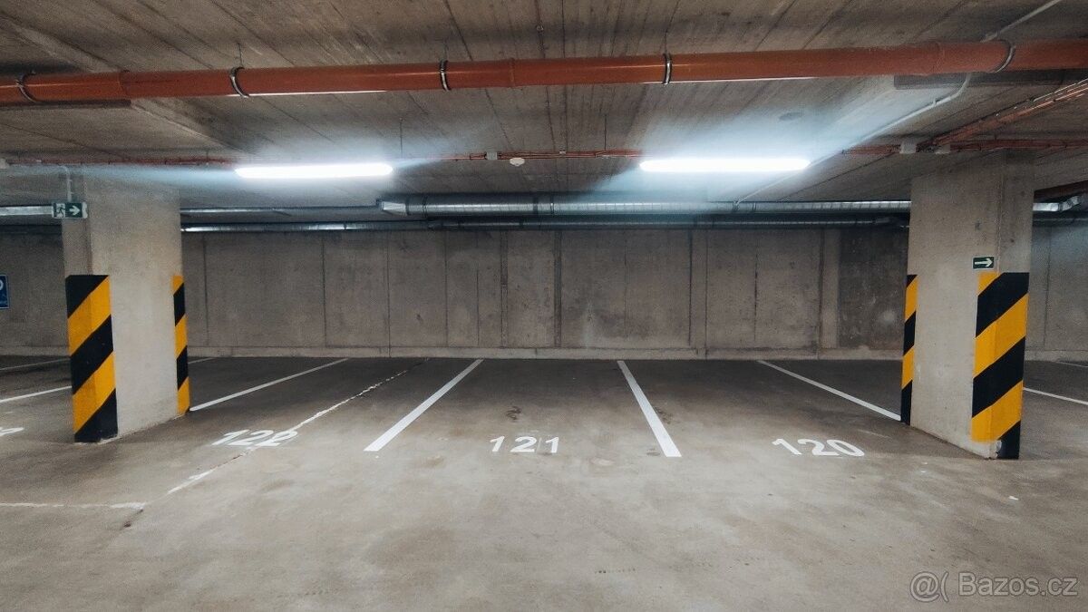 Garáže, Olomouc, 779 00