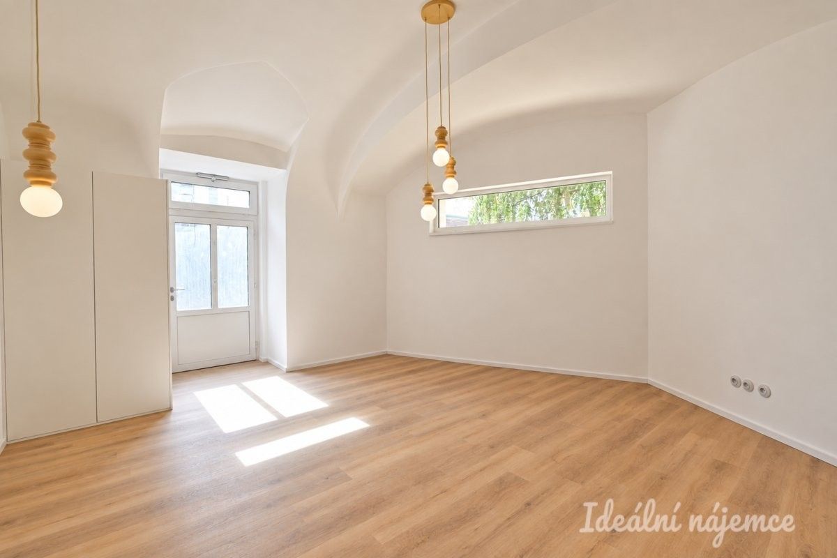 Byt 2+kk · 38 m² · Špitálka, Brno - 4