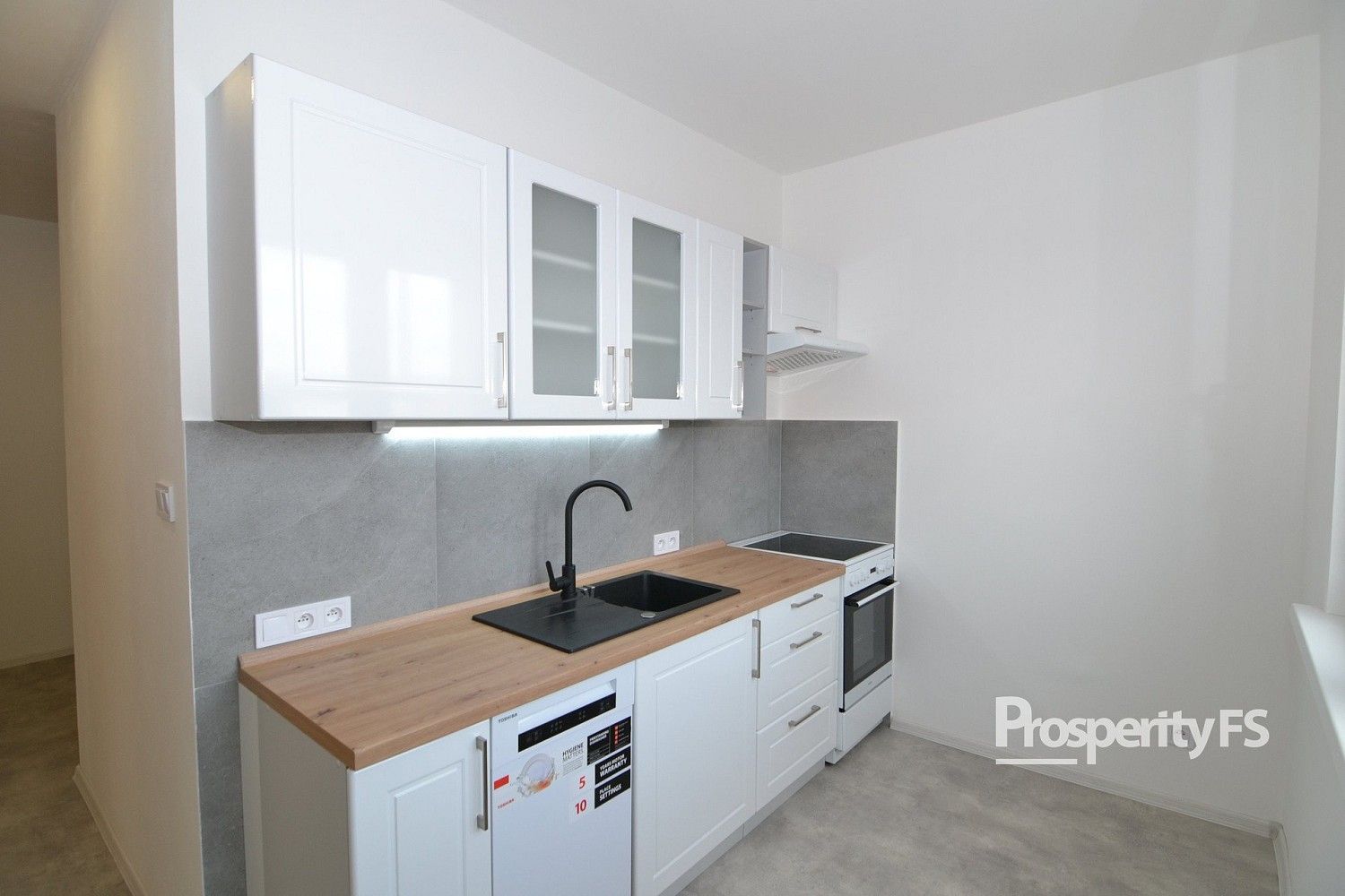 Pronájem byt 3+1 - Duchcovská, Teplice - Řetenice, 72 m² - 5