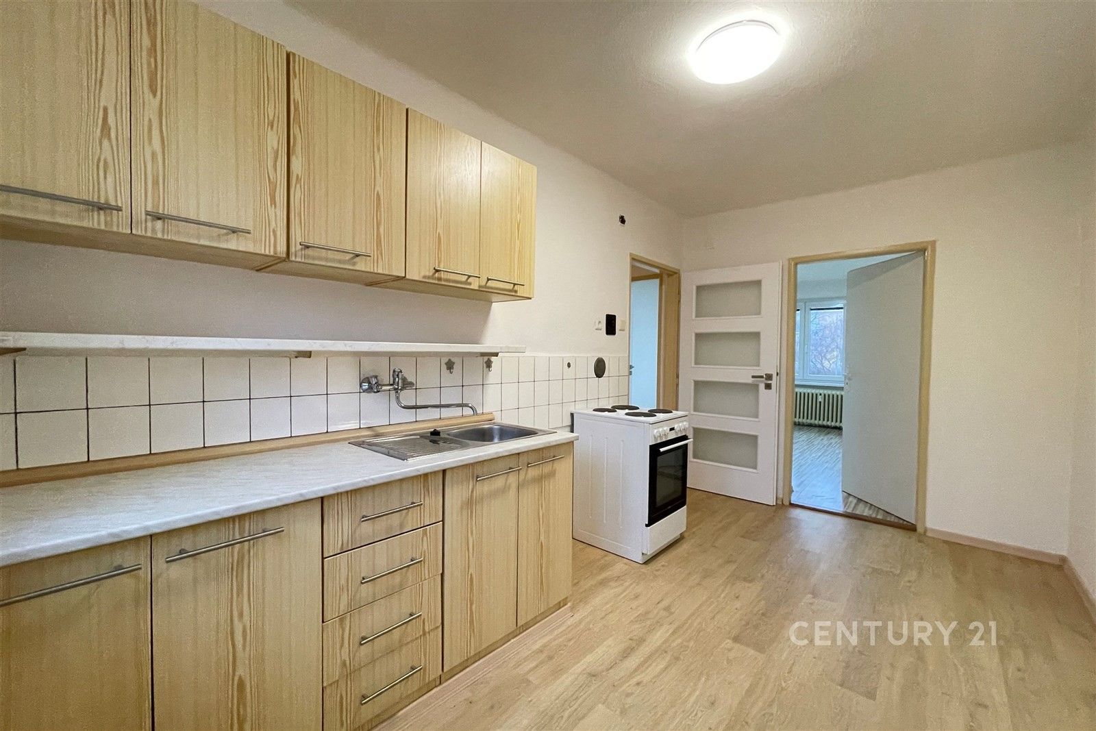 Pronájem byt 2+1 - Nerudova, Sezimovo Ústí, 58 m²