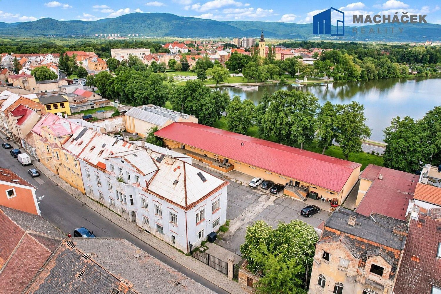 Rodinné domy, Husova, Duchcov, okres Teplice, 2 493 m² - 2
