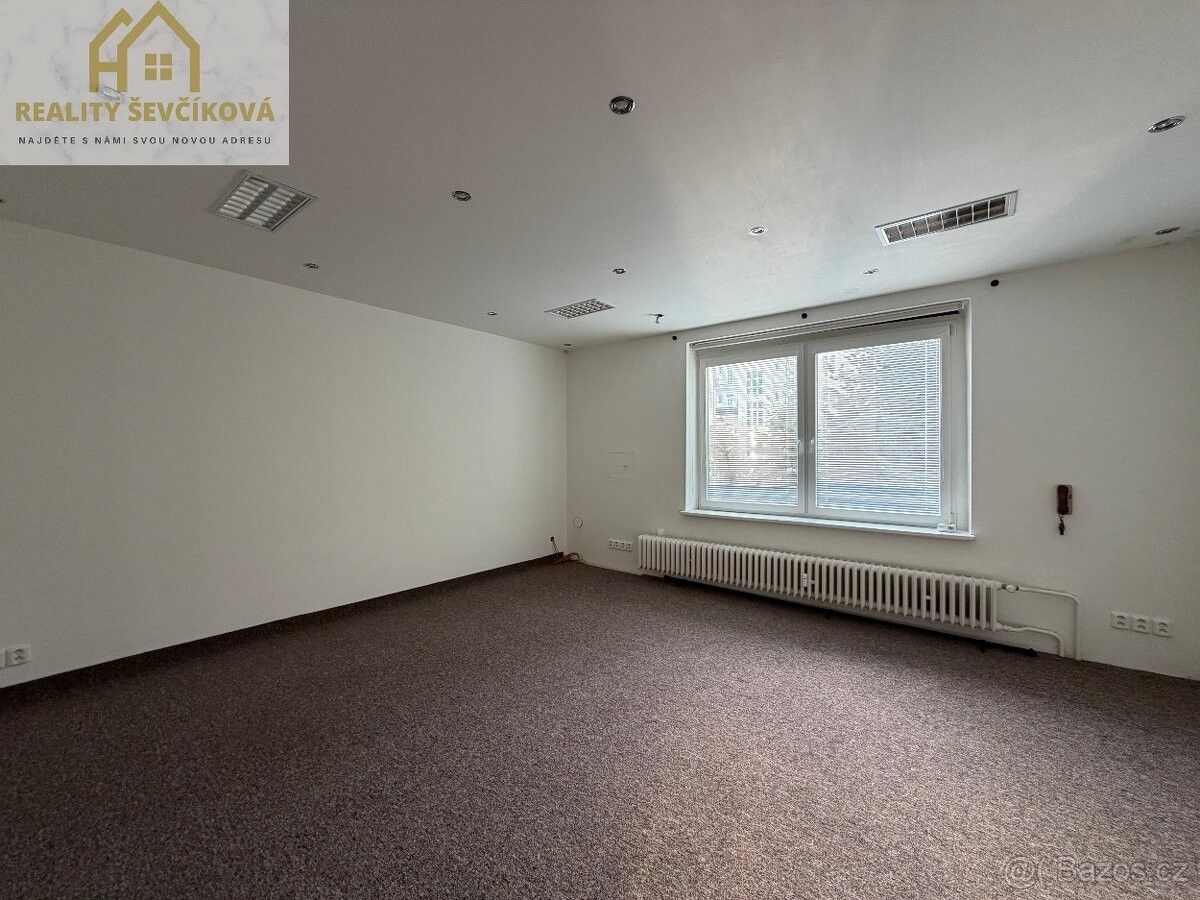 Pronájem kancelář - Hradec Králové, 500 02