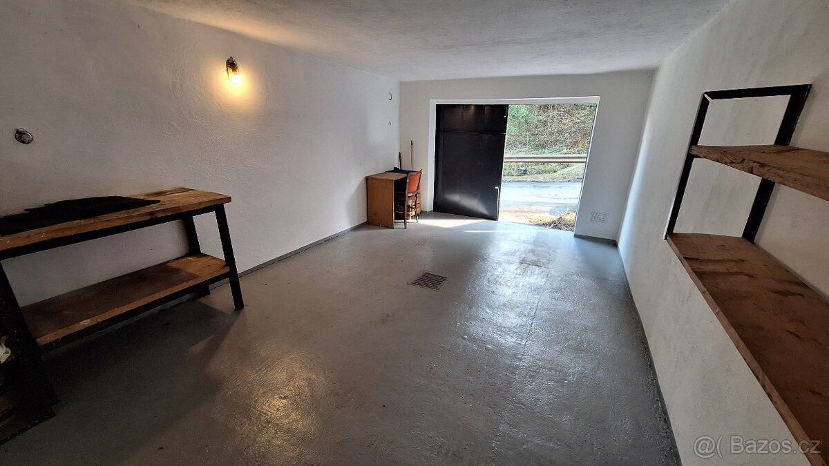 Garáže, Ledeč nad Sázavou, 584 01