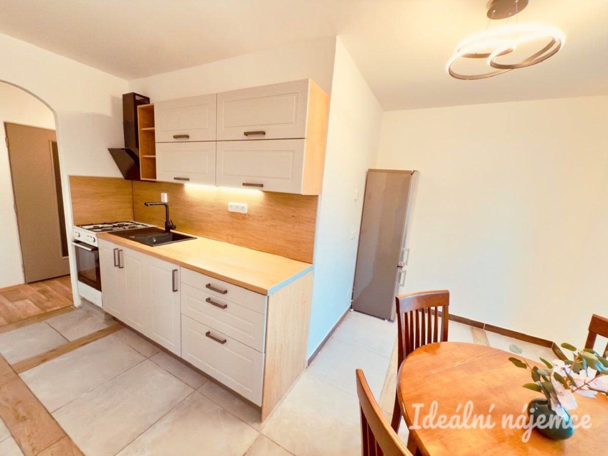 2+1, J. Palacha, Břeclav, 48 m²