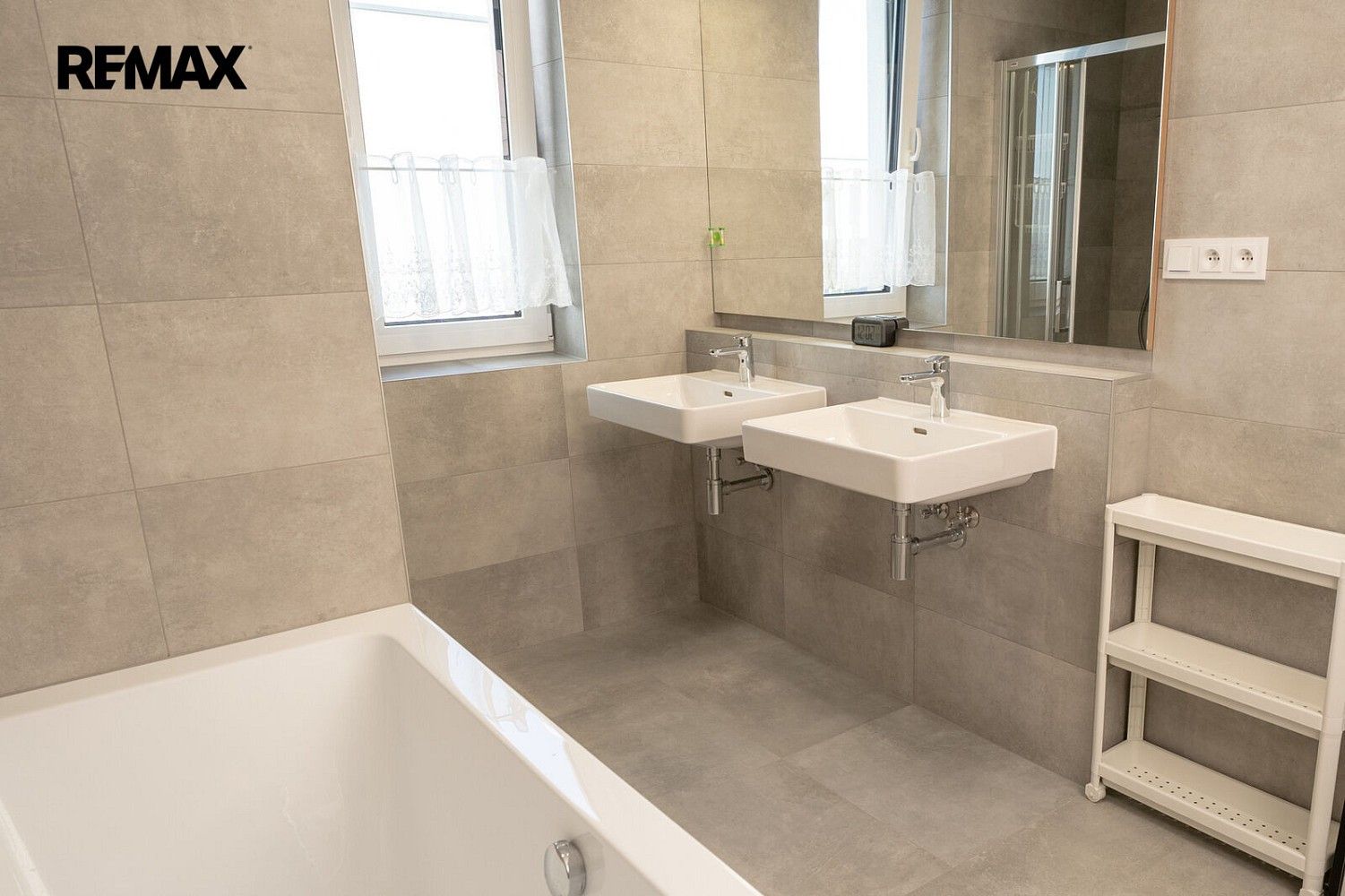 Rodinný dům · 161 m² · Praha - Březiněves, okres Praha 8, Hlavní město Praha - 3