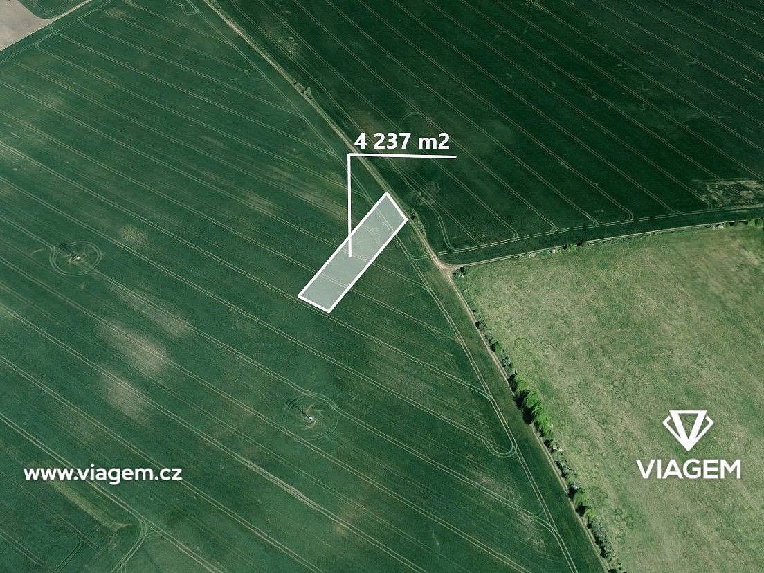 Zemědělské pozemky, Újezd u Brna, okres Brno-venkov, Jihomoravský kraj
