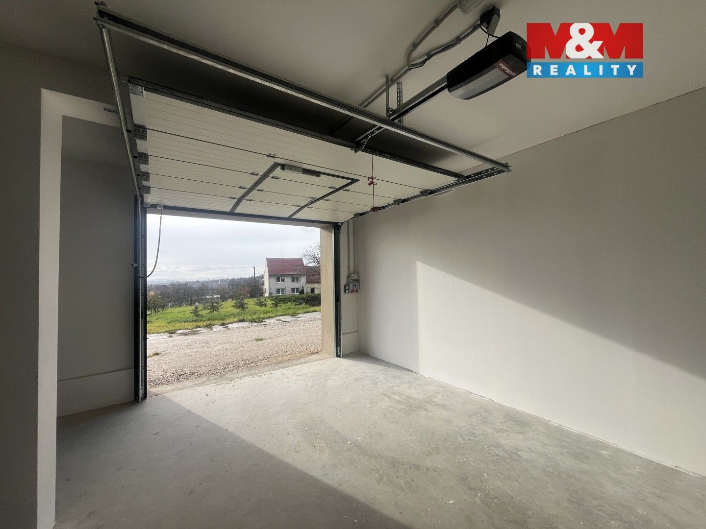 Garáž · 43 m² · Újezdec - 3