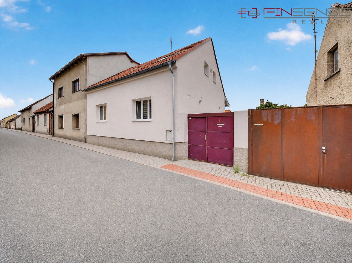 Rodinné domy, Kladno - Švermov, Středočeský kraj, 150 m² - 1