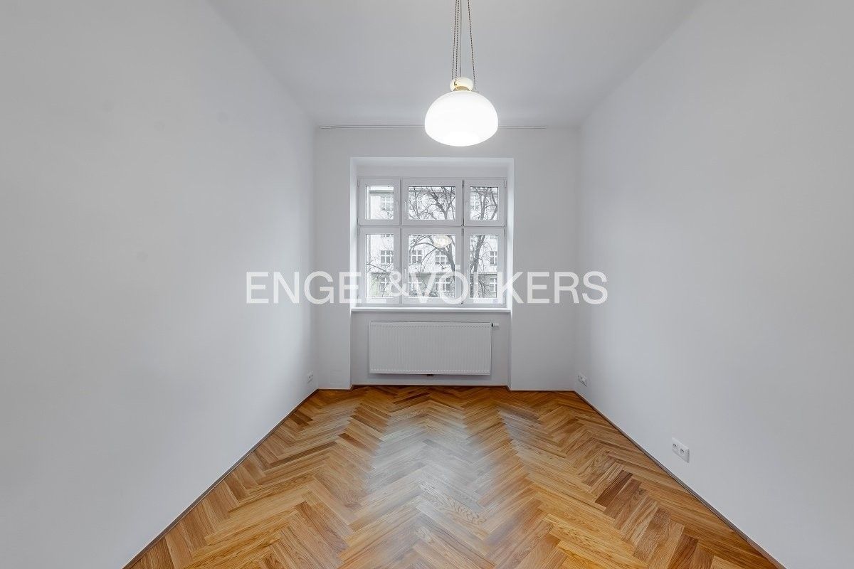 Pronájem byt 3+1 - Jugoslávských partyzánů, Praha, 70 m²