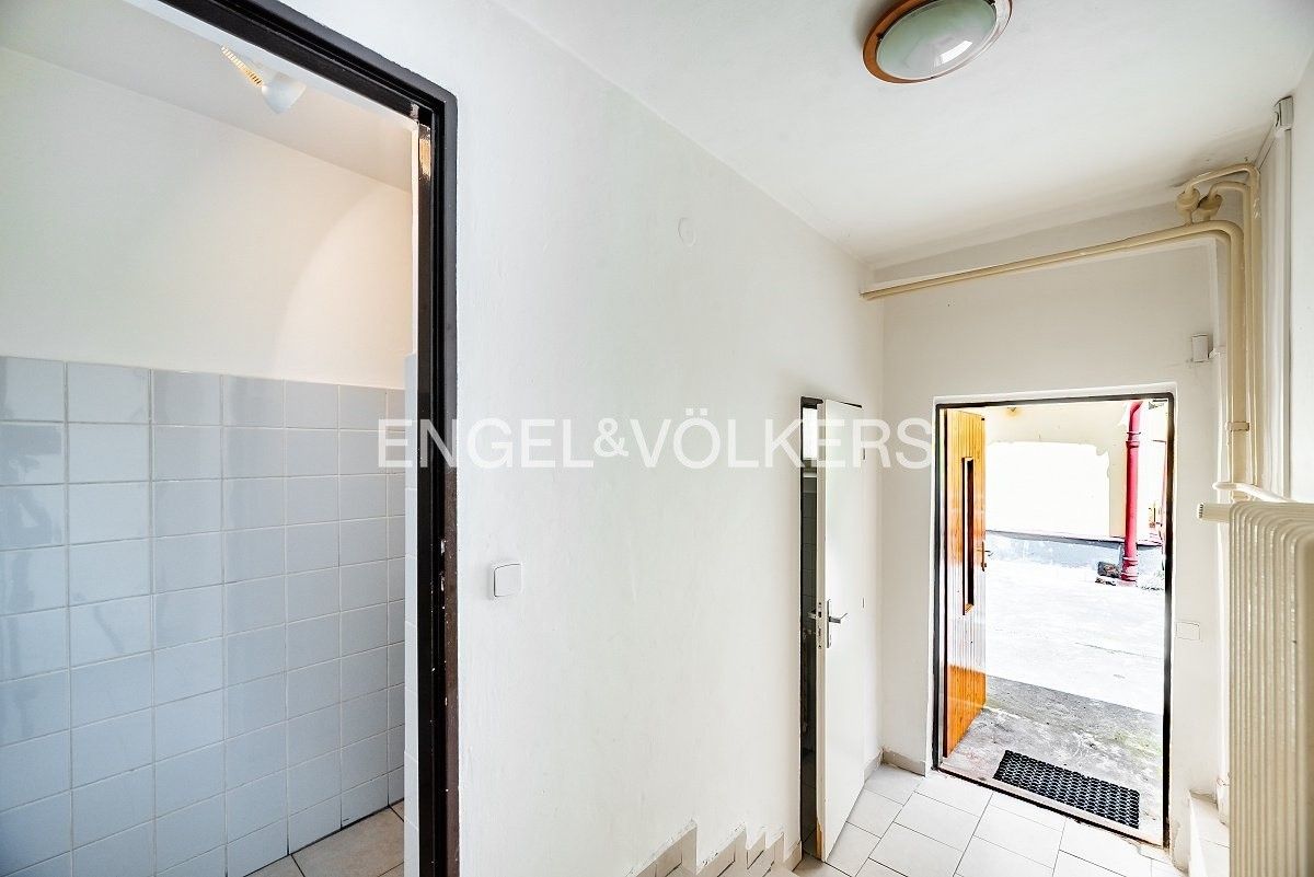 Kancelář · 18 m² · Karlínské náměstí 59, Praha Karlín - 4