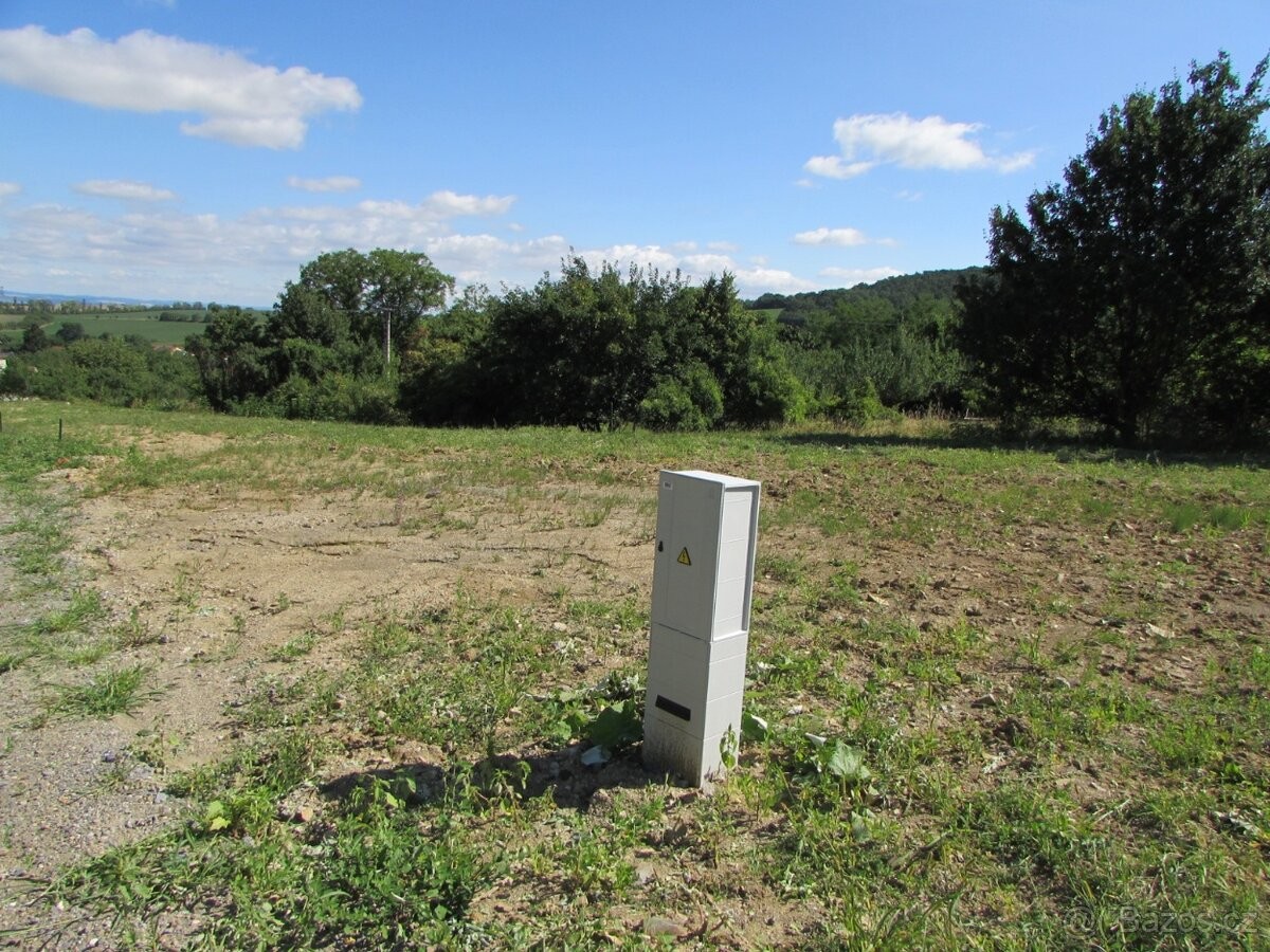 Pozemek pro bydlení · Radějov u Hodonína, 696 67 - 3