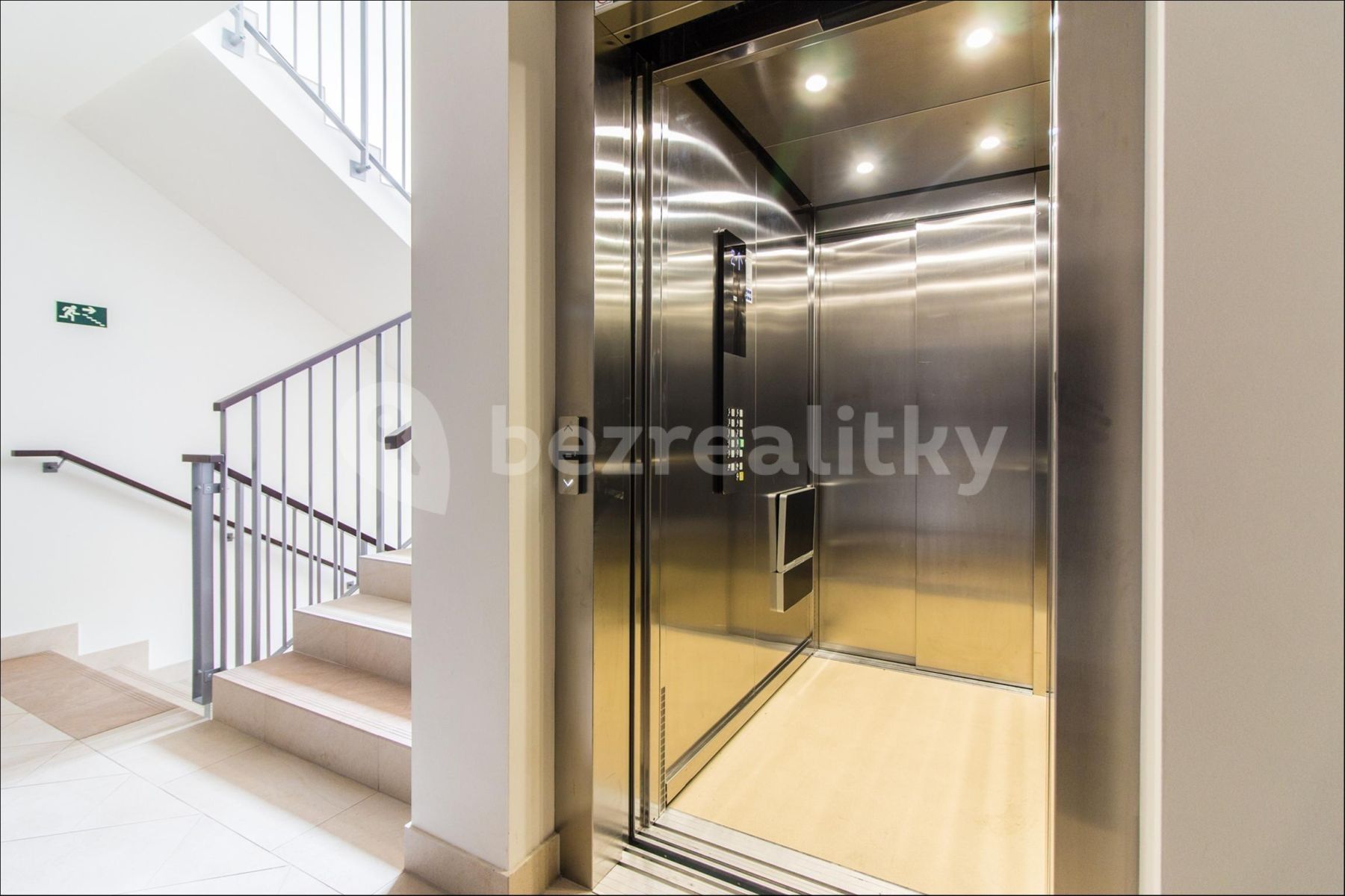 1+kk, Vojenova, Praha - Libeň, 39 m² - 2