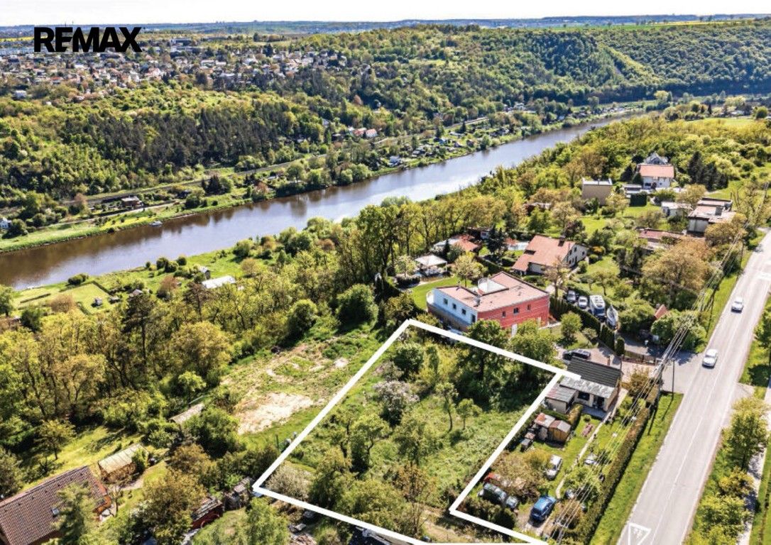 Pozemky pro bydlení, Husinec, 1 070 m² - 2