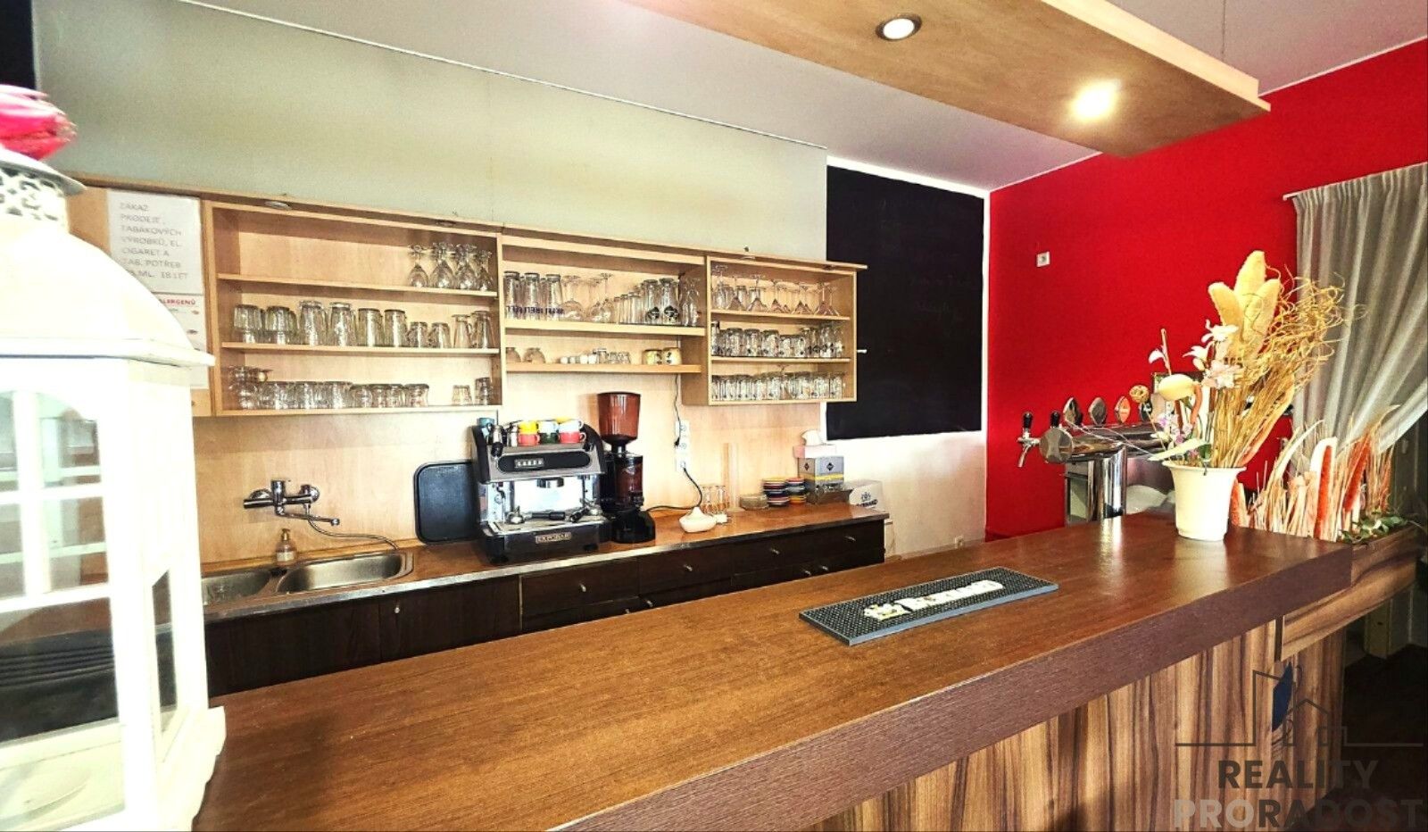 Restaurace · 195 m² · Vítězná, Rohatec - 3