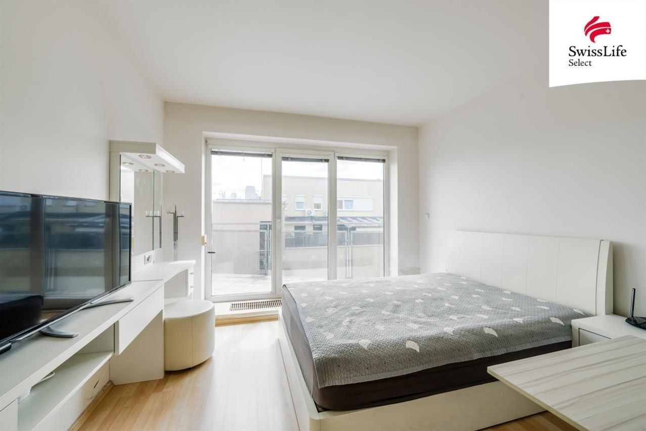 Prodej byt 3+kk - Na Harfě, Praha, 123 m²