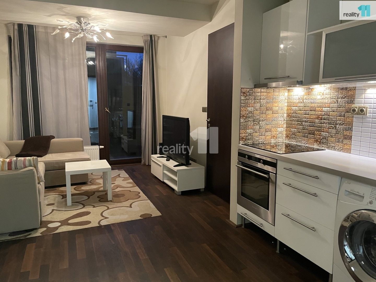 2+kk, Služská, Praha, 46 m² - 1
