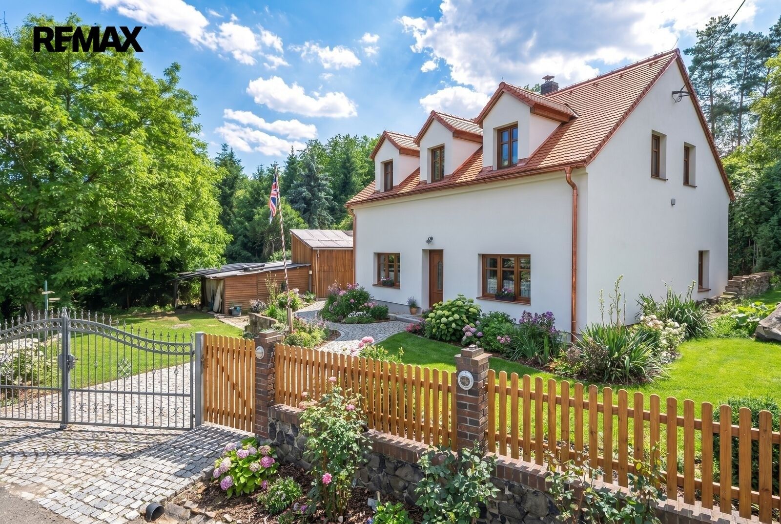 Rodinné domy, Ohníč Dolánky, 256 m² - 1