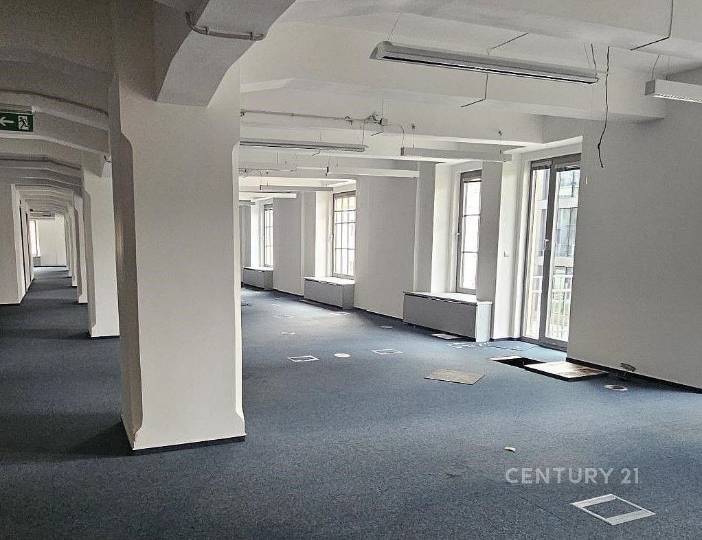 Kancelář · 653 m² · Praha - Holešovice, okres Praha 7, Hlavní město Praha - 3