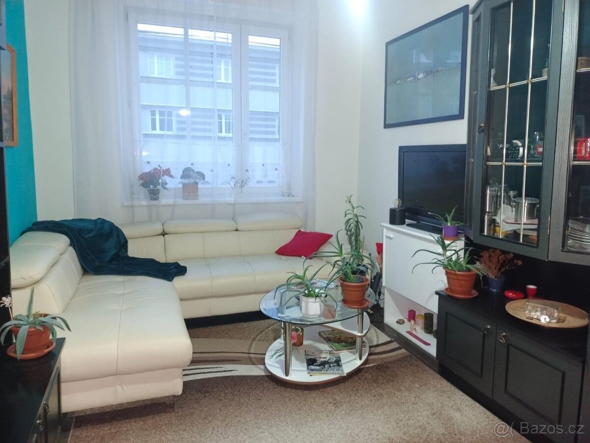 Byty, Karlovy Vary, 360 01