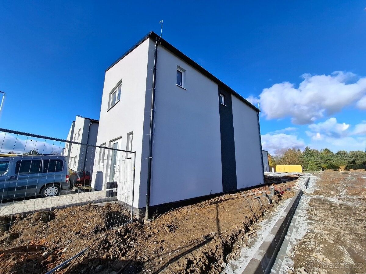 Prodej rodinný dům - Kozolupy, 330 32