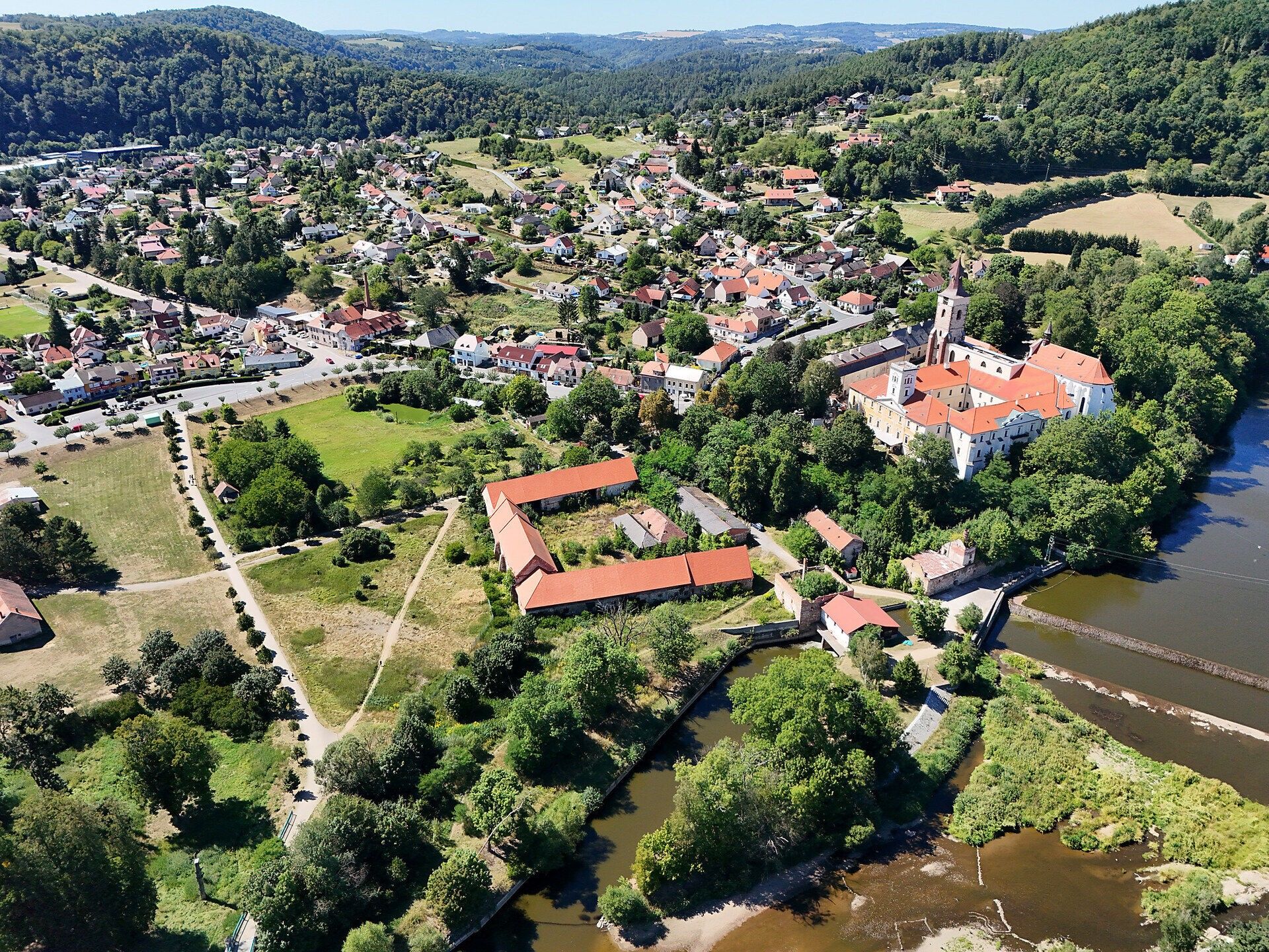 Památky · 8 074 m² · Sázava - 3