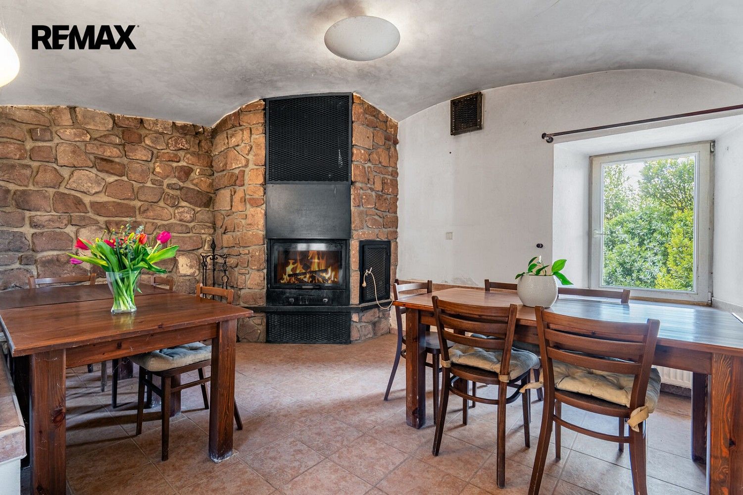 Prodej zemědělský objekt - Hluboké Dvory, okres Brno-venkov, Jihomoravský kraj, 951 m² - 5