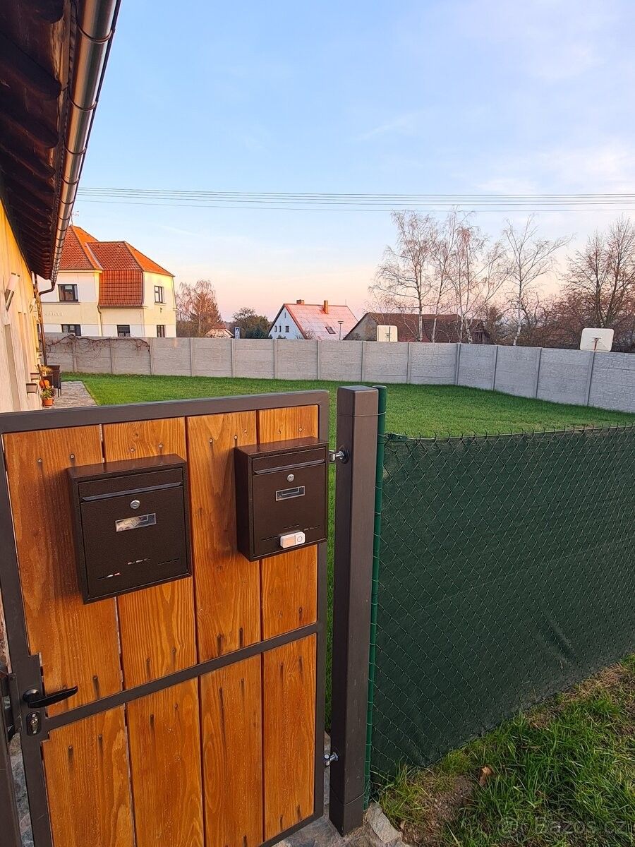 Byty, Krakovany v Čechách, 281 27