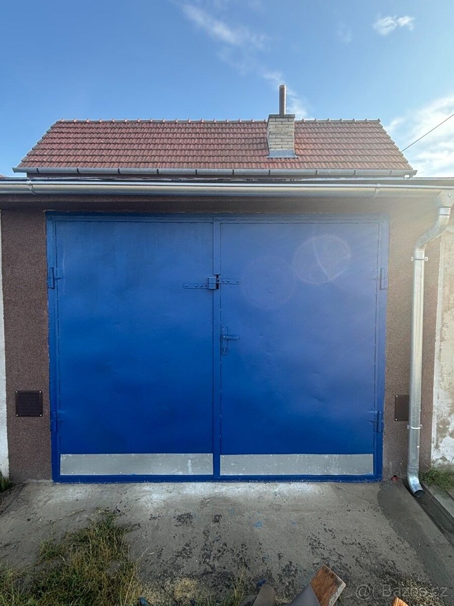 Garáže, Hodonín, 695 01 - 1