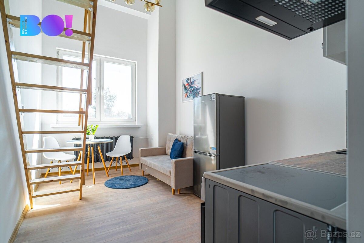 Byty, 987 66, Zahraničí