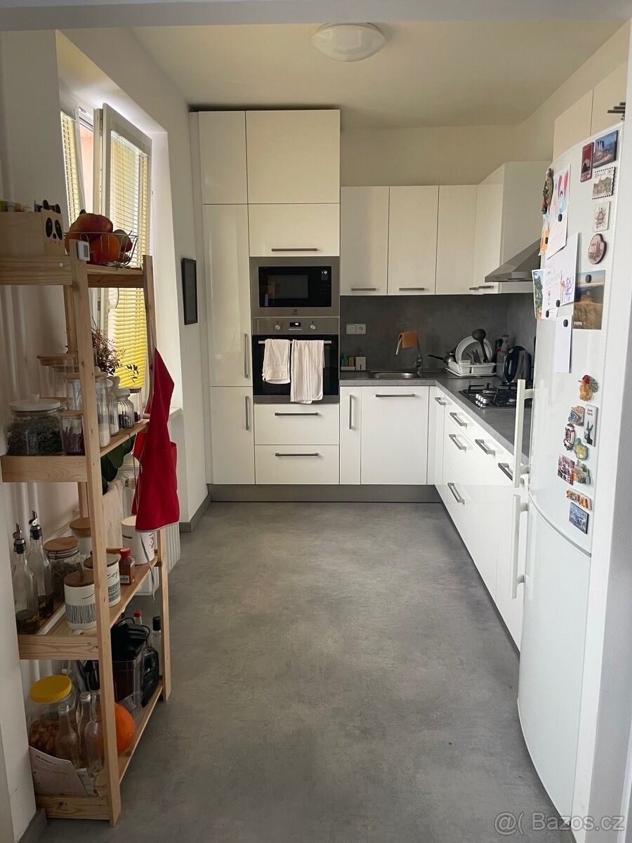 Byty, Ostrava, 700 30