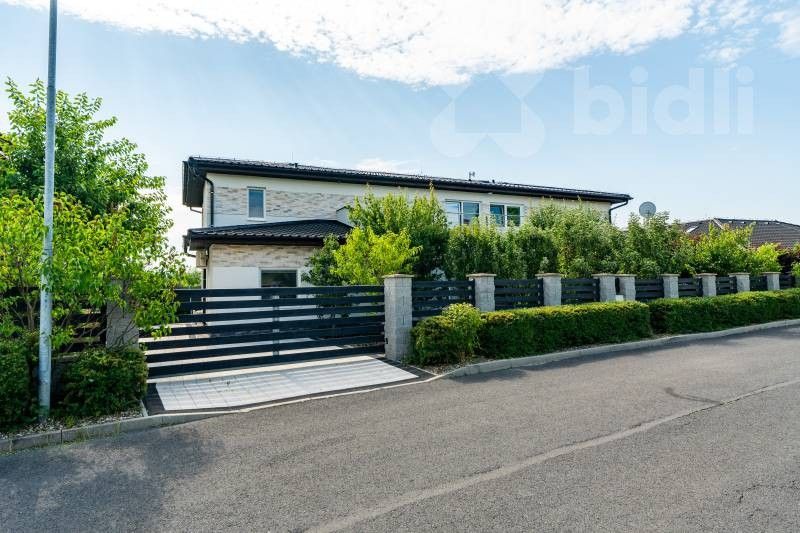 Prodej rodinný dům - Severní, Teplice, 320 m²