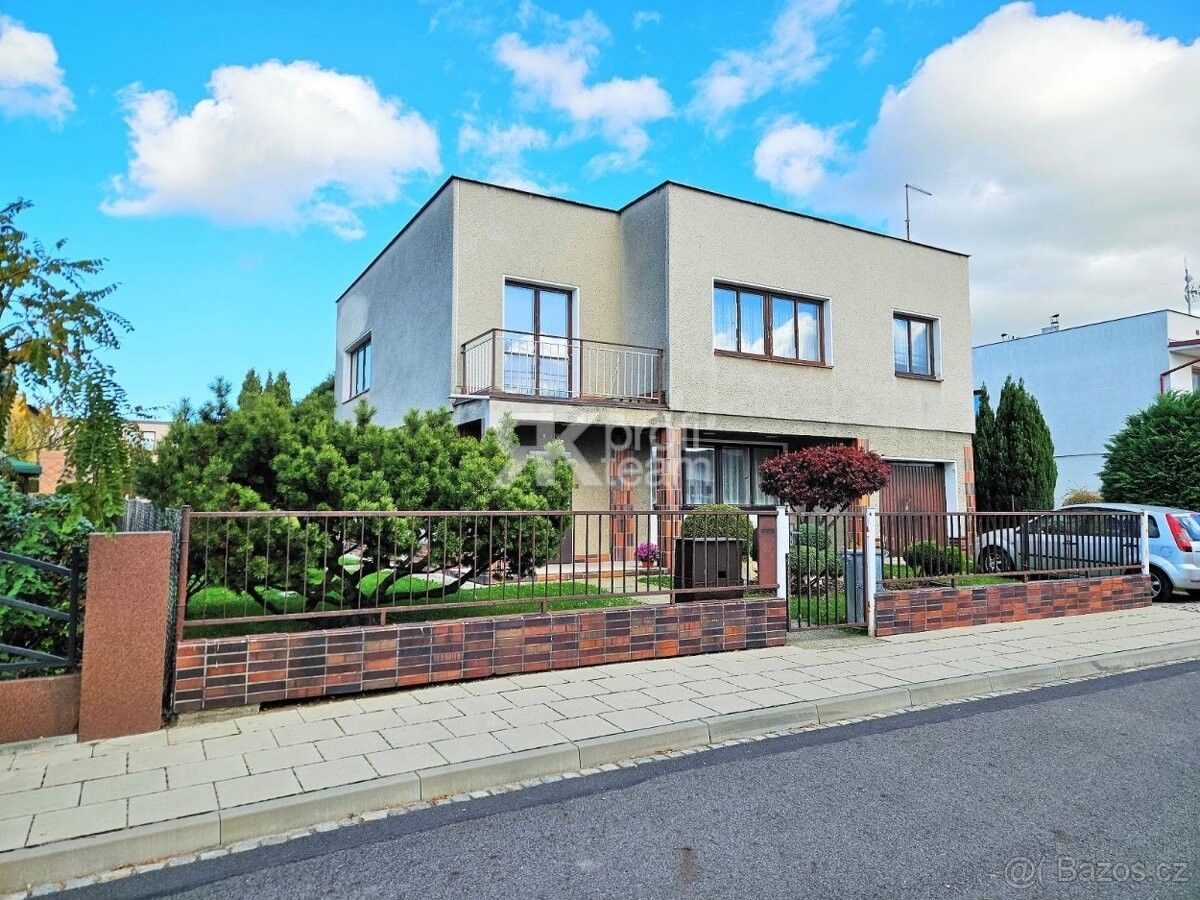Prodej dům - Opava, 747 05, 178 m²