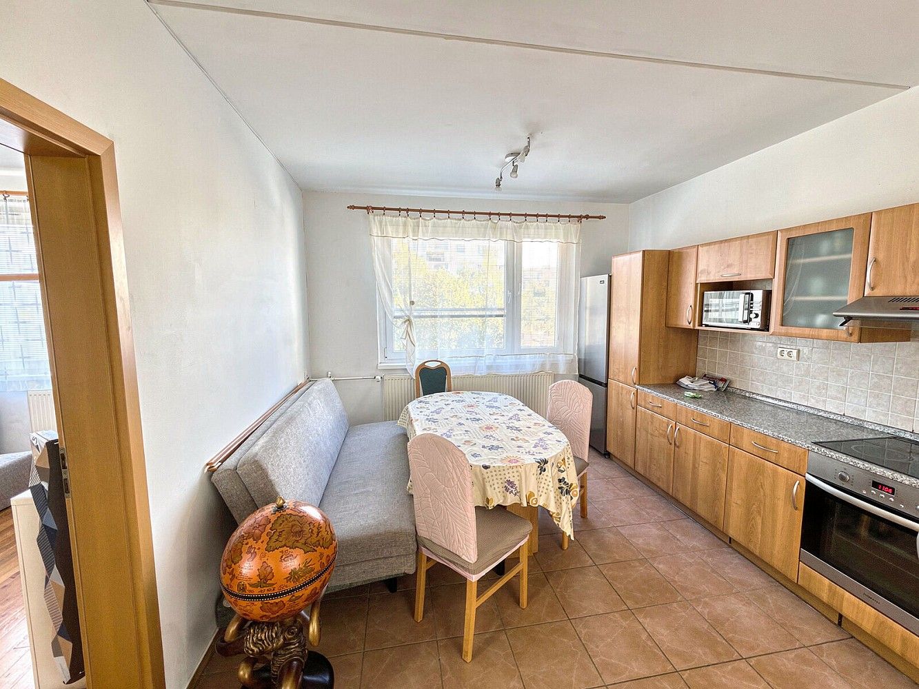 Prodej byt 1+1 - Mirotická, Praha 4 - Lhotka, 35 m² - 5