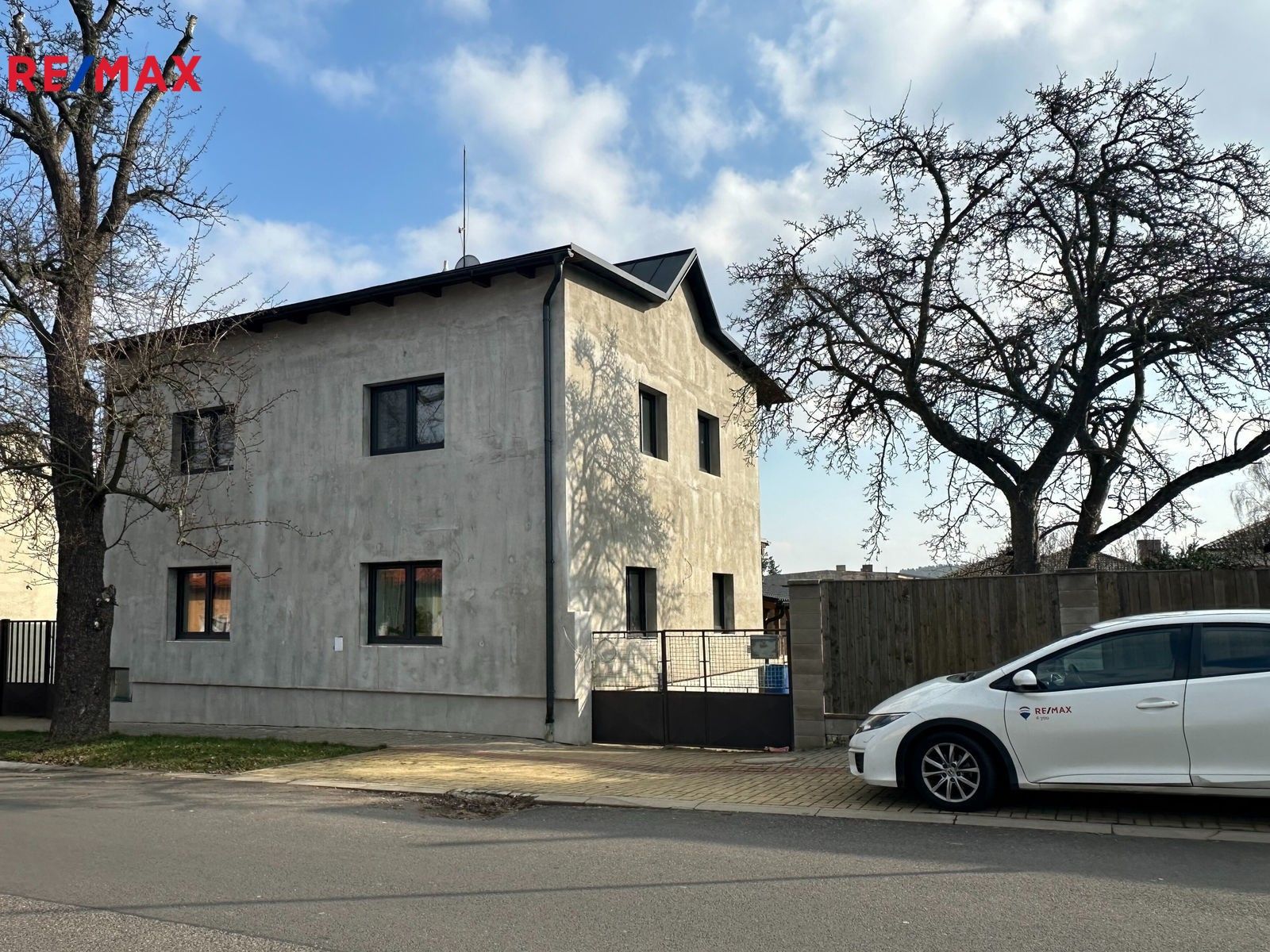 Prodej dům - Švermova, Podbořany, 229 m²