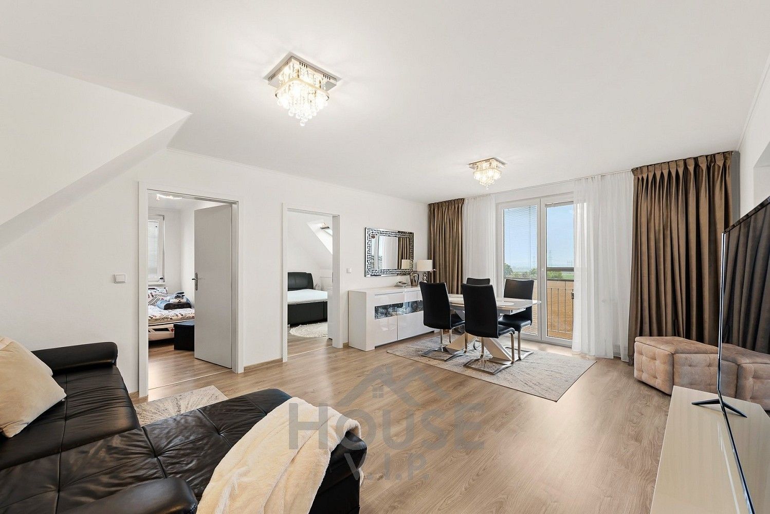 Prodej byt 3+1 - Gabčíkova, Nehvizdy, okres Praha-východ, 65 m² - 5