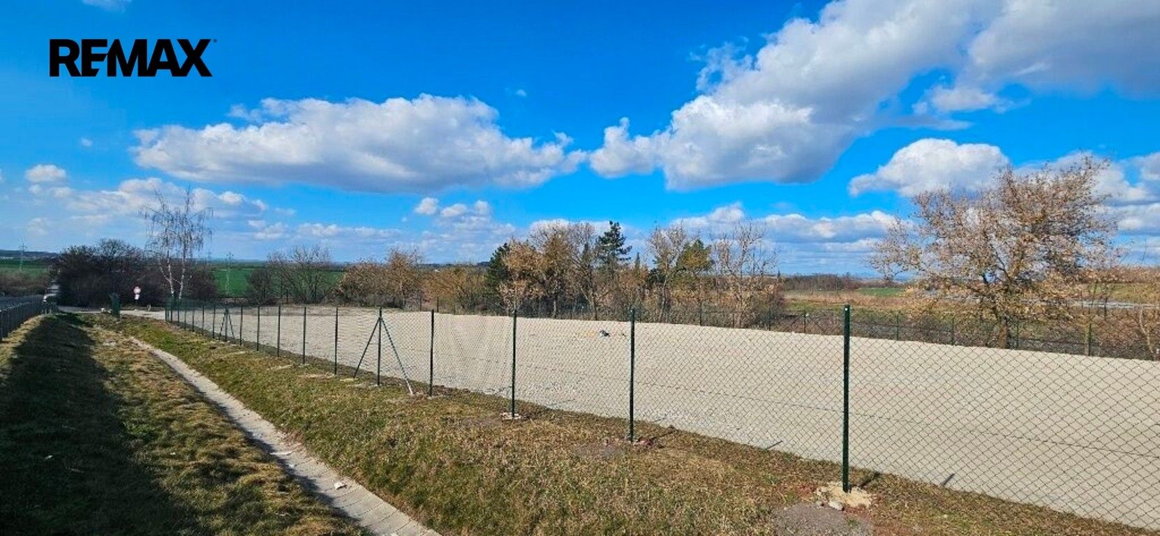 Pozemek · 2 003 m² · Slaný - 3