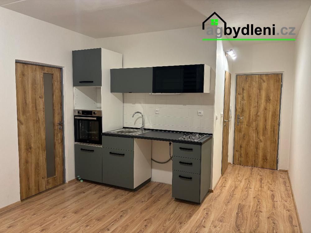 2+kk, Lábkova, Plzeň, 36 m²