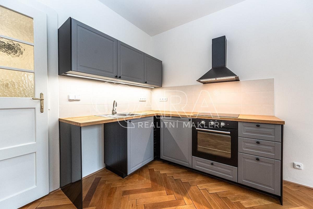 2+kk, Praha - Holešovice, okres Praha 7, Hlavní město Praha, 53 m² - 2