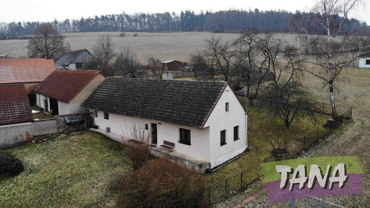 Chaty, Zbiroh, 338 08