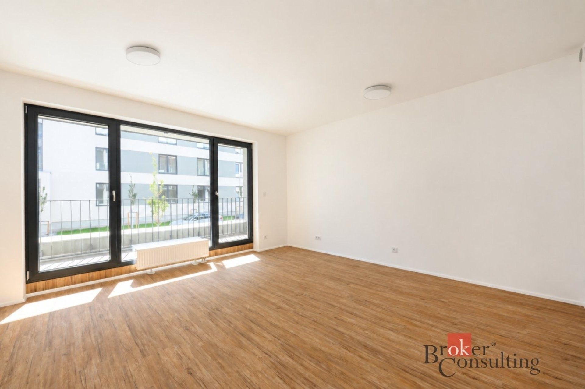 1+kk, Železná,Plzeň 3,Plzeň, 33 m² - 2