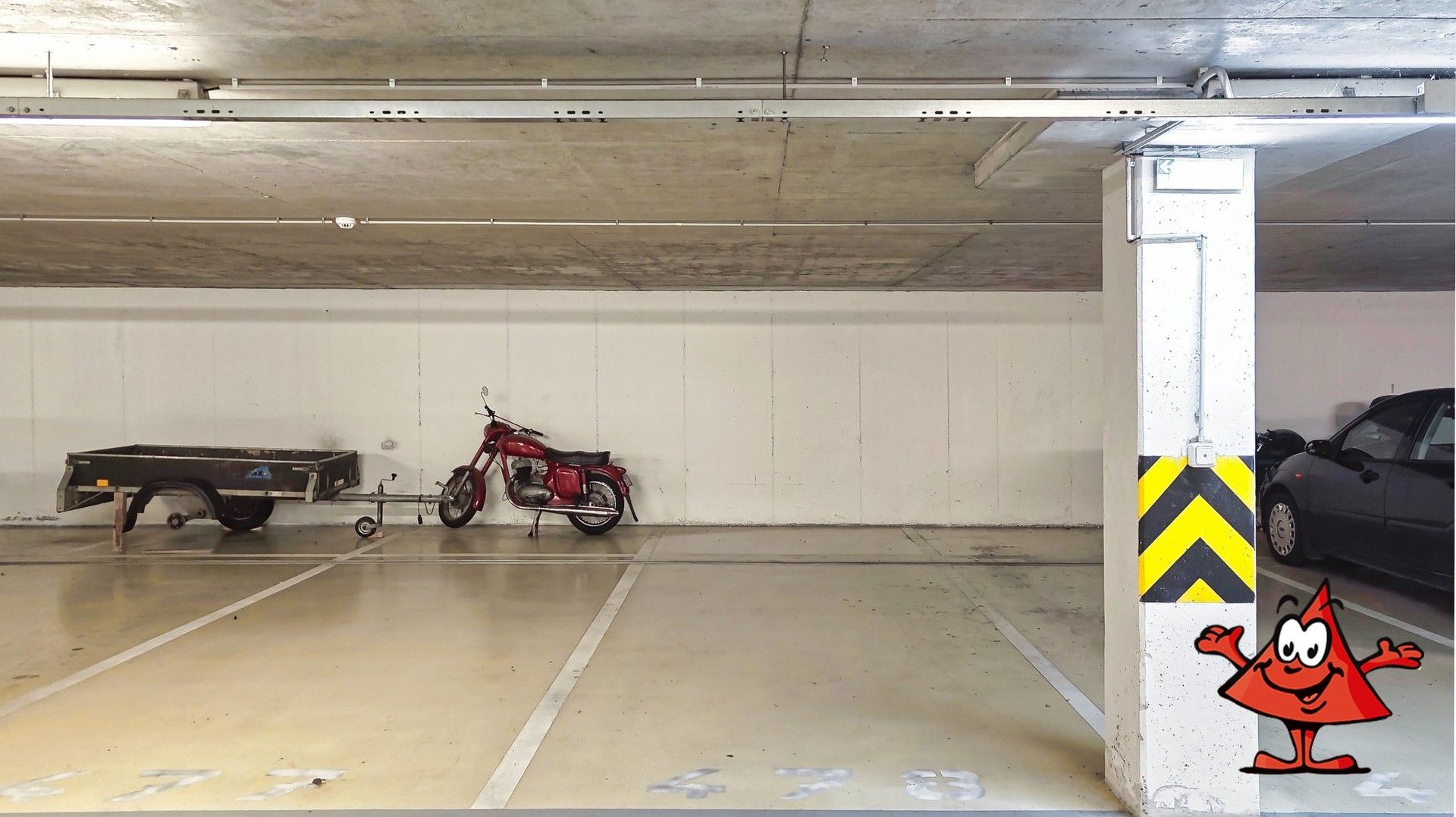 Pronájem ostatní - Hnězdenská, Praha, 15 m²