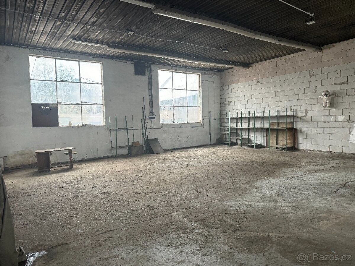 Sklady, Nymburk, 288 02