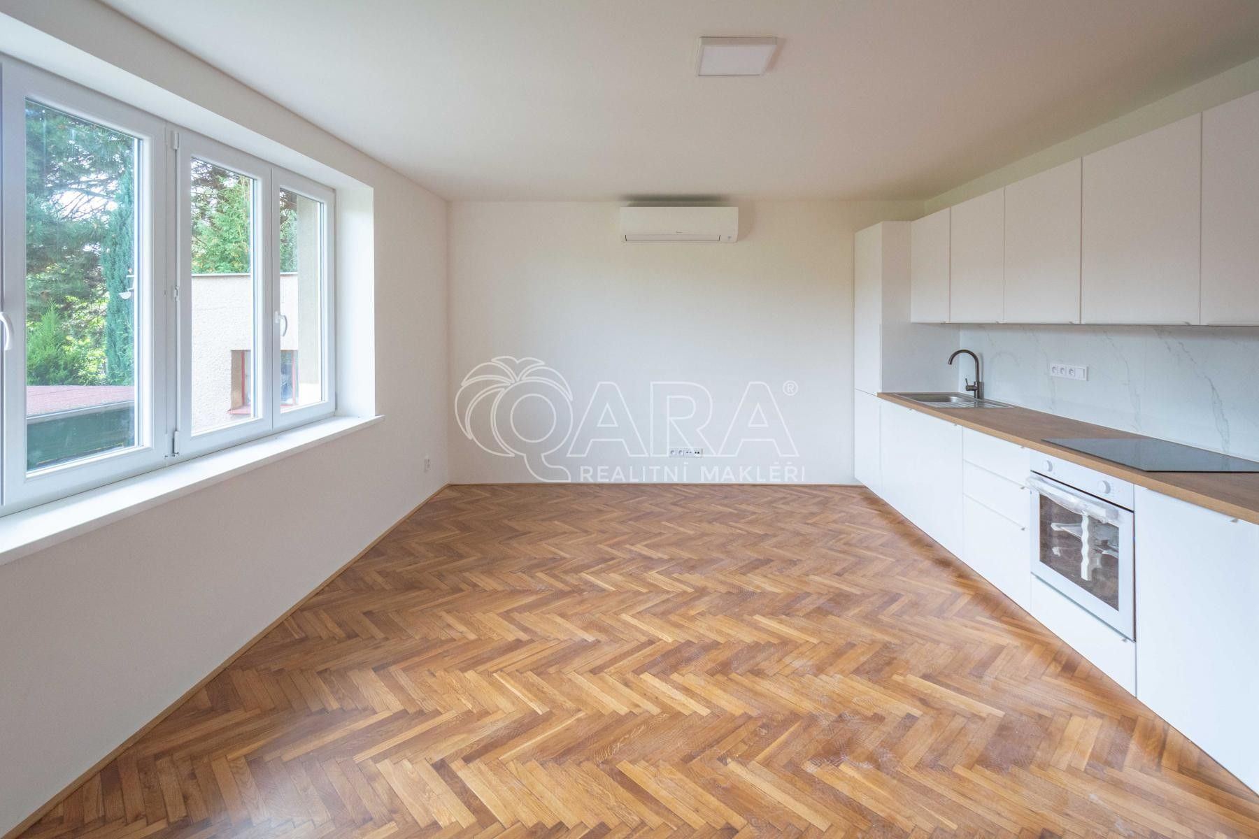 2+kk, Na Balkáně, Praha, 45 m² - 2