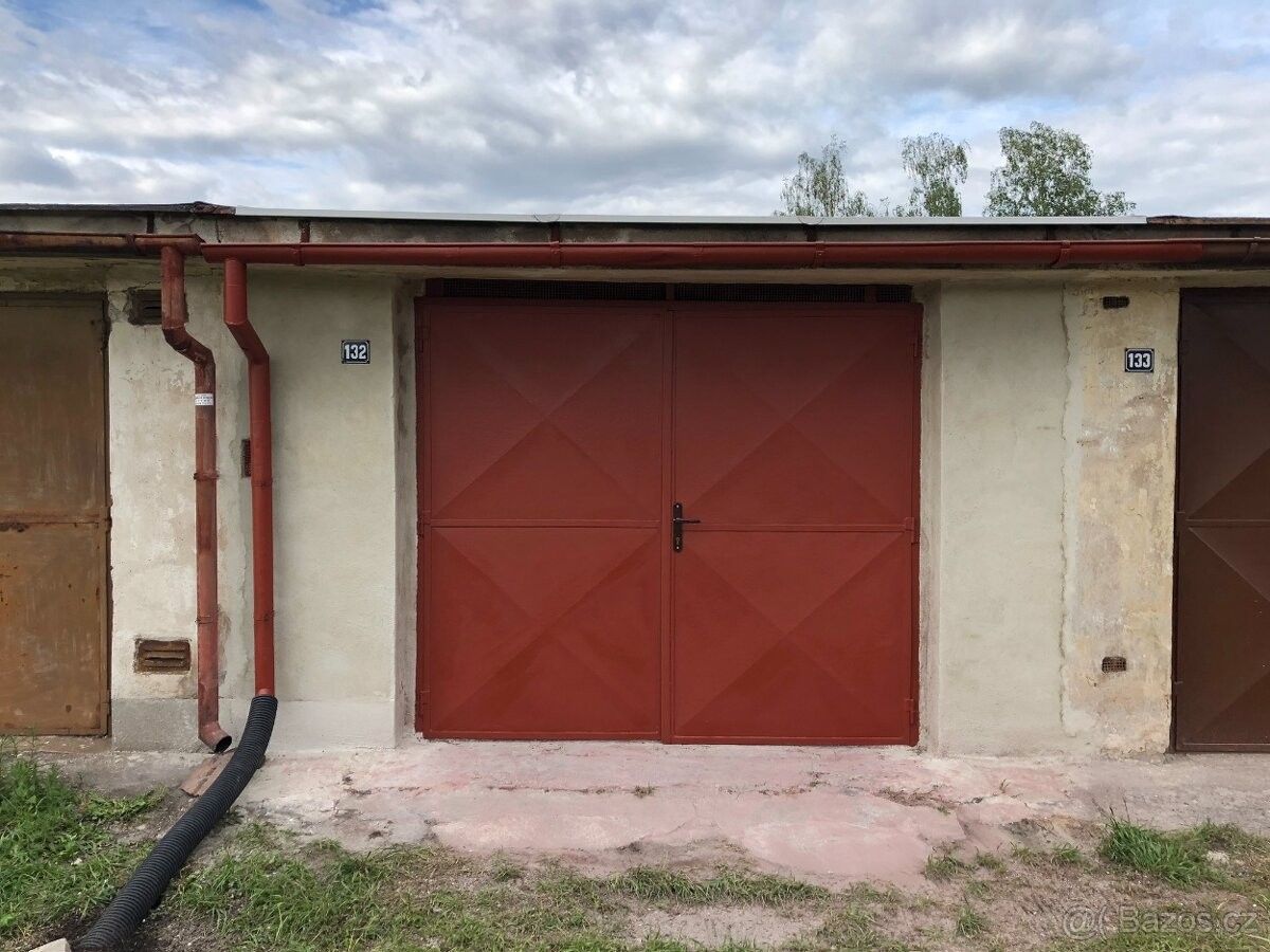 Garáže, Vrchlabí, 543 01