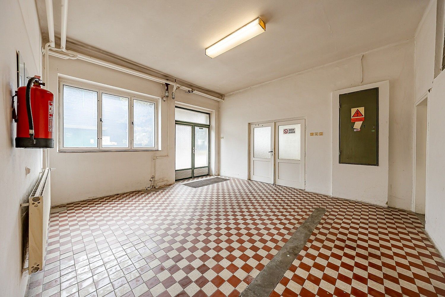 Výrobní prostory · 354 m² · Veselí nad Moravou, okres Hodonín, Jihomoravský kraj - 2