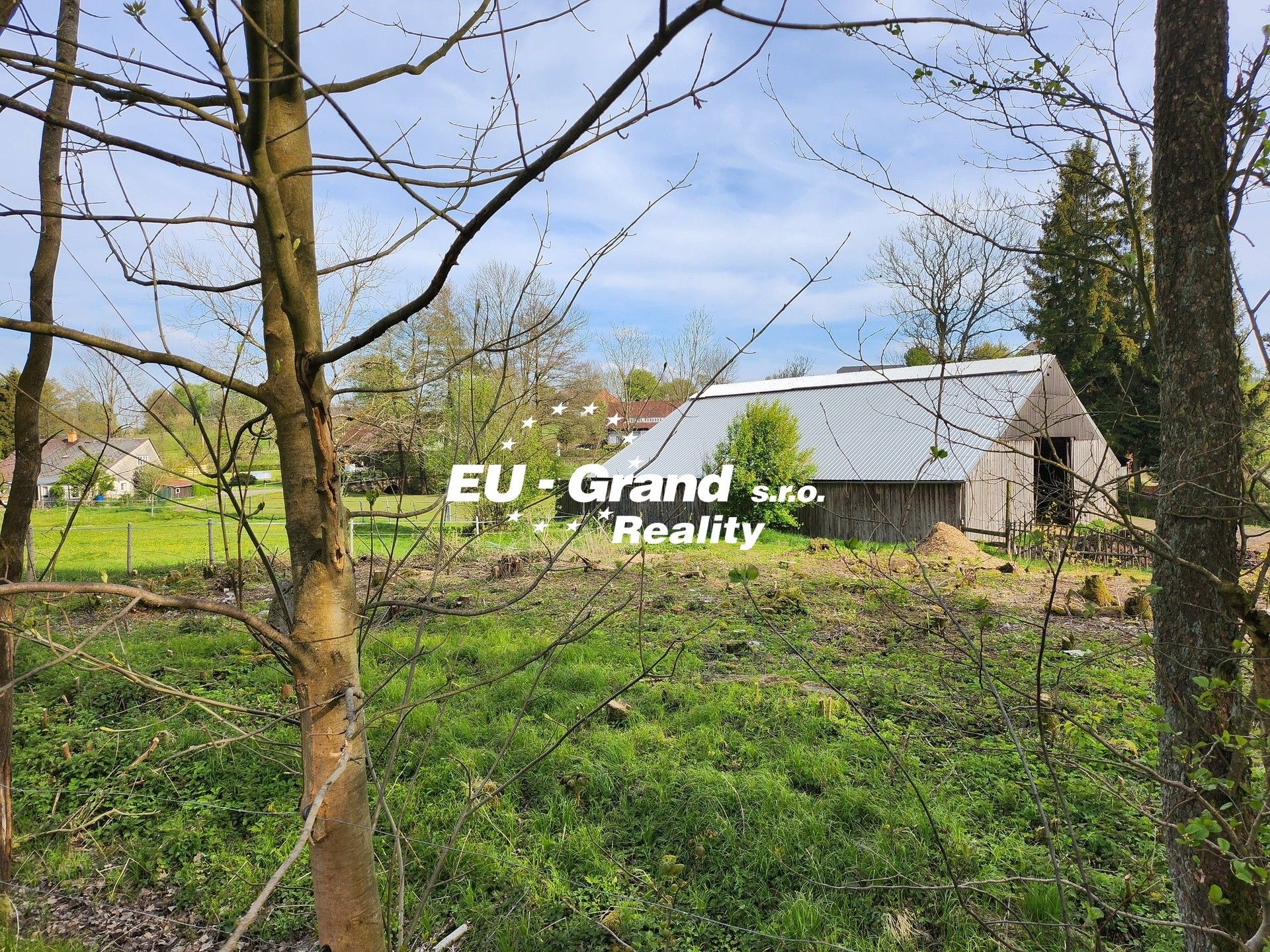 Prodej pozemek pro bydlení - Staré Křečany, 813 m²