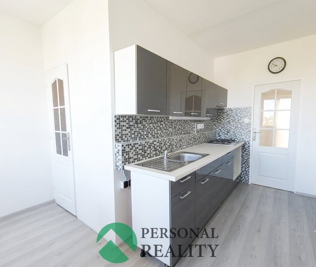 2+1, 17. listopadu, Dobřany, 62 m² - 2