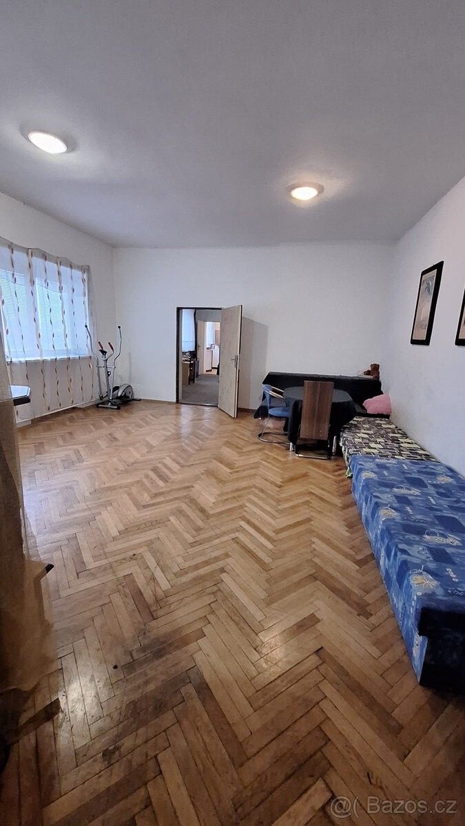 Byty, Břeclav, 690 02